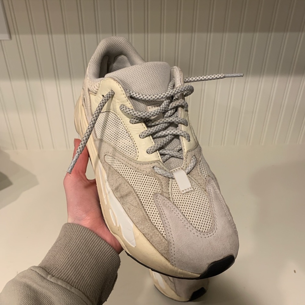 Yeezy Boost 700 ‘Analog’ -sz 8 mens